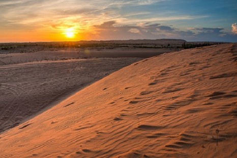 Tour Mũi Né 1 Ngày 1 Đêm - Ngắm bình minh trên Đồi Cát Trắng